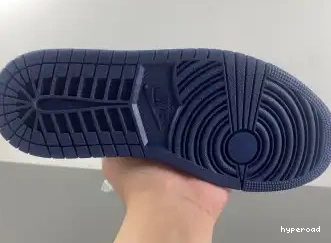 Hyperoad JORDAN 1 Low AIR 0526